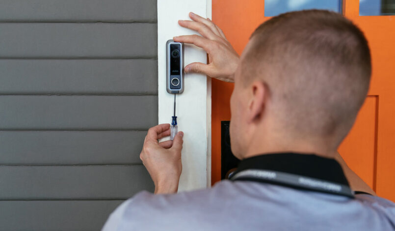 2-vivint-smart-doorbell-0917